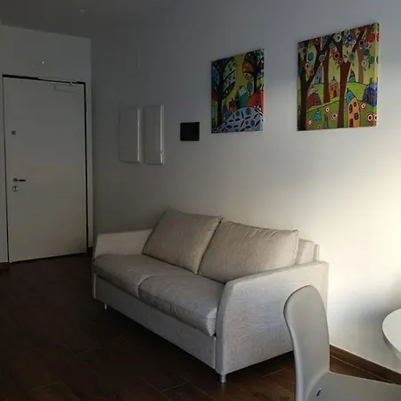 Melo Exclusive 149 * Bari